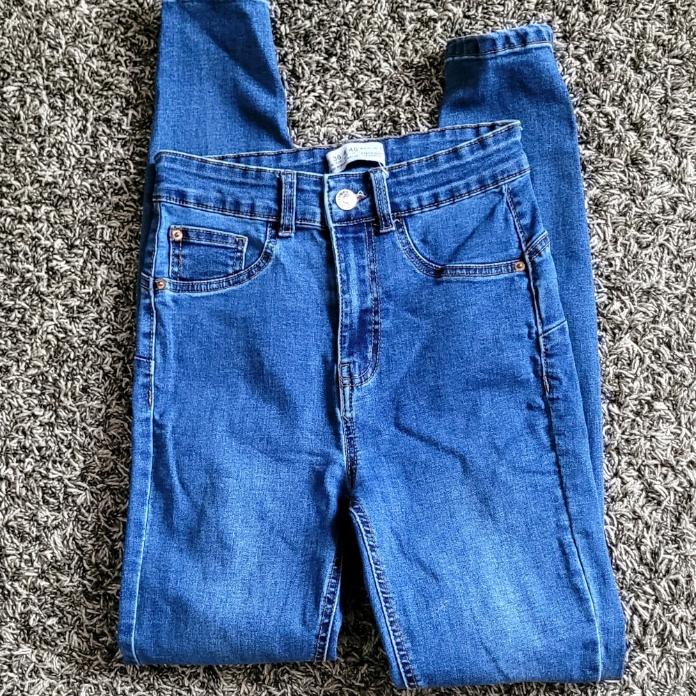 High-Waisted Blue Skinny Jeans